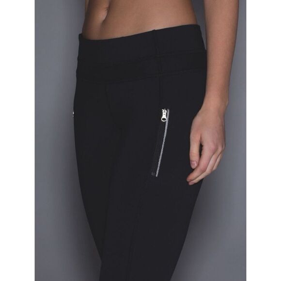 Lululemon Inspire Tight II Leggings in Black Size 10 - Picture 6 of 10